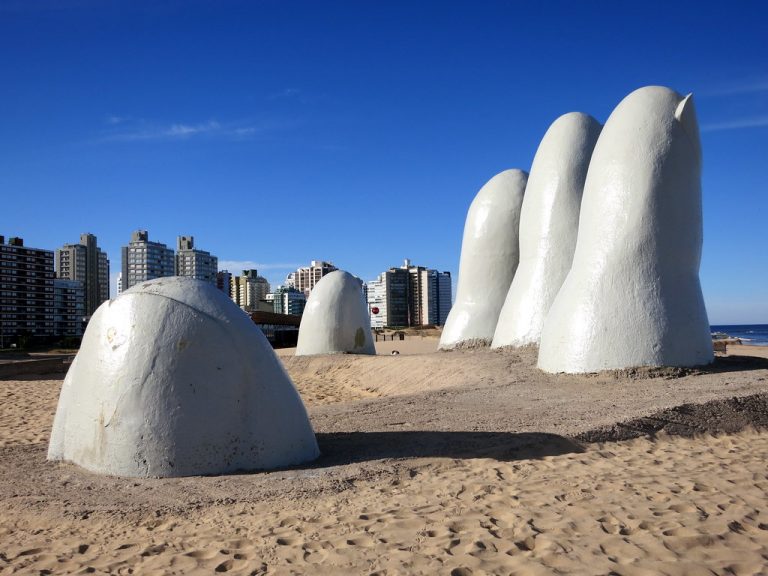 Transporte y turismo en Montevideo, Uruguay